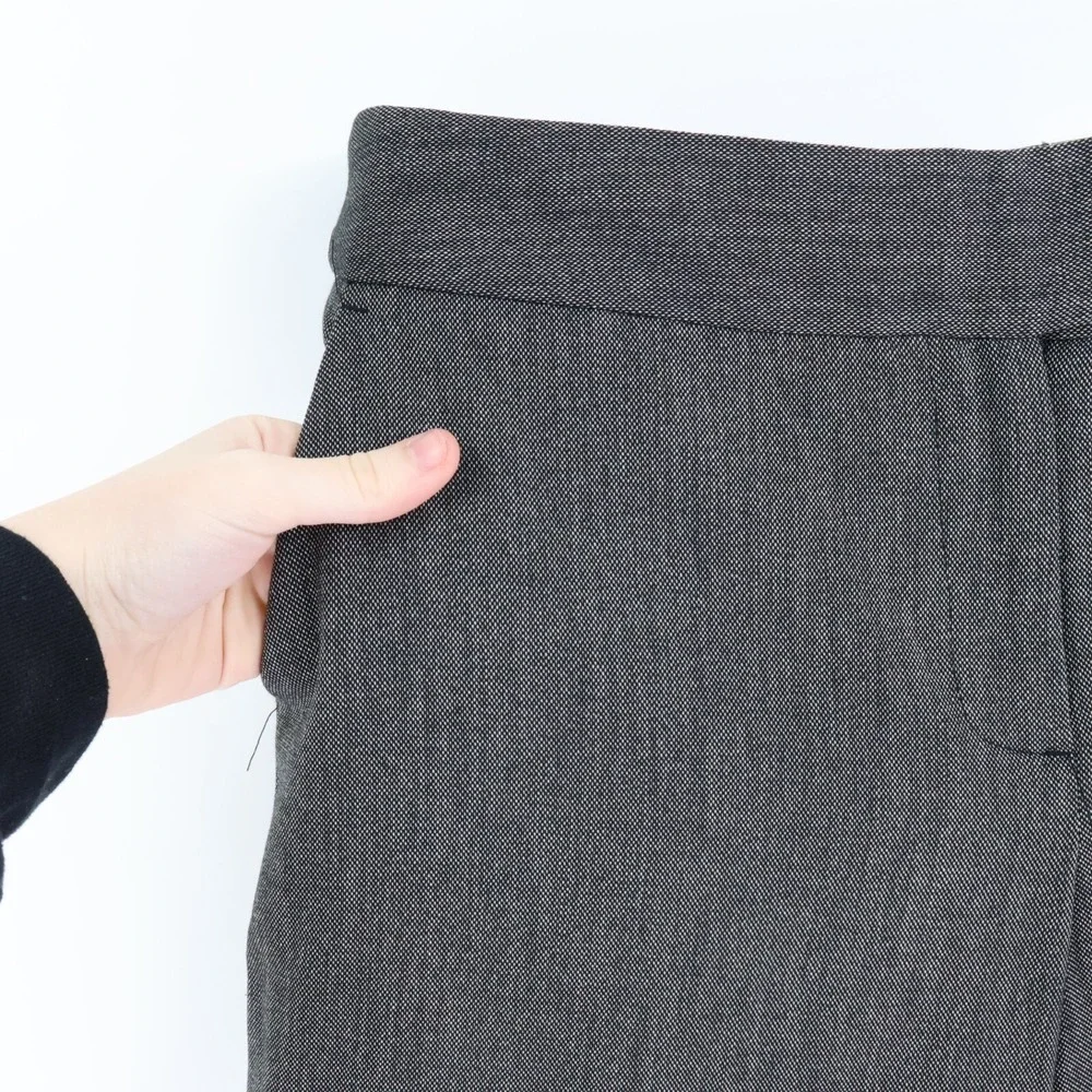 George Capri Pants Cuffed Midrise Womens 10 Gray Heathered Polyester Pockets NWT